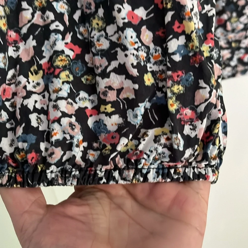 Caslon Long Sleeve Floral Blouse - Picture 3 of 9